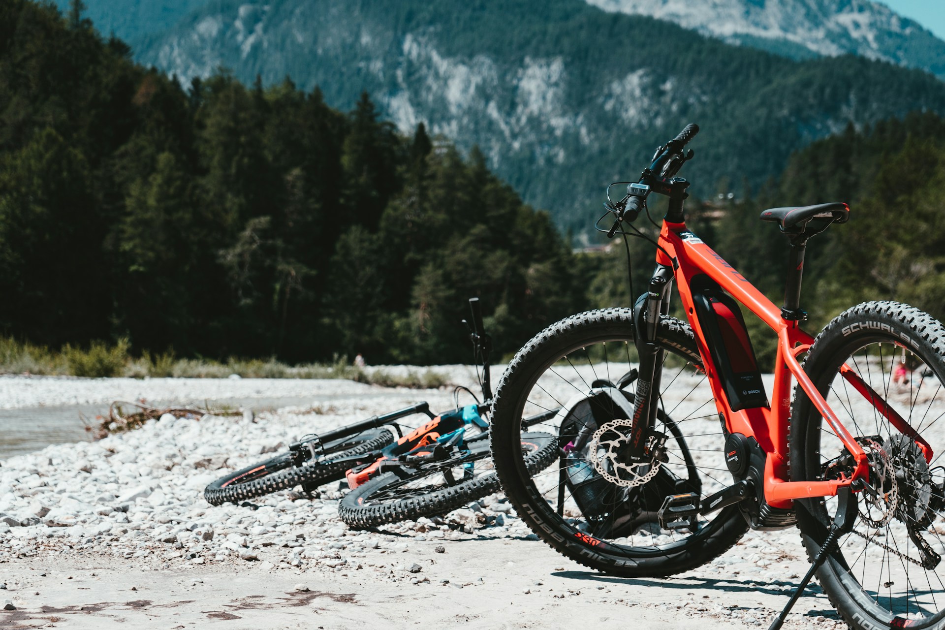 Price tier breakdown showing e-bike value at different price points